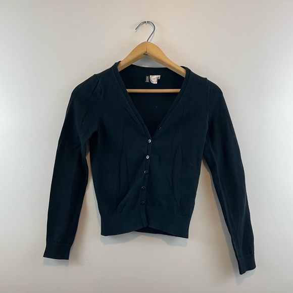 H&M Sweaters - H&M black cardigan size 4